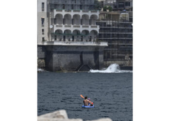 Perizia su canoa e autopsia su vittima