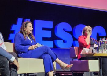 E rilancia progetto di vita alla conferenza sui servizi sociali
