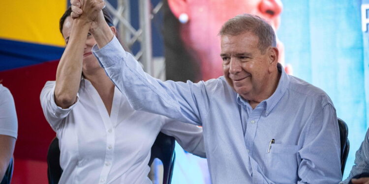 L'appello agli elettori del candidato presidenziale Urrutia