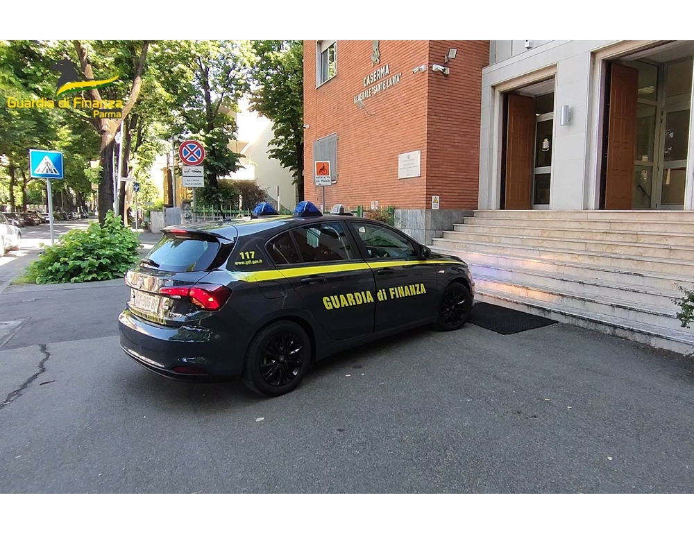 Medico del carcere ma durante orario anche altrove, arrestato