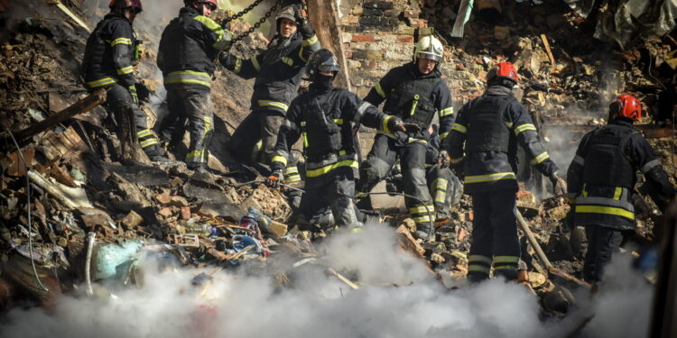 Distrutti tre sistemi Himars e 'specialisti' non ucraini