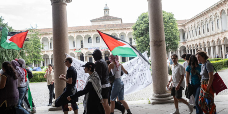 'La complicità bellica con Israele non deve essere nascosta'
