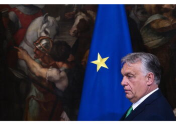 'Ppe ha formato una coalizione di bugie con sinistra e liberali'