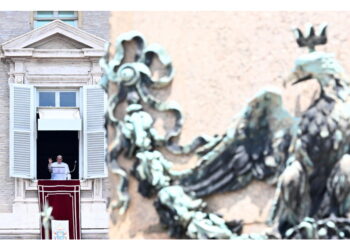 Lo riferisce lui stesso all'Angelus