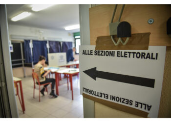 Per le amministrative in 114 comuni ha votato il 17