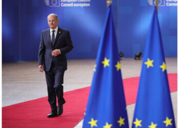 Il cancelliere: 'In Parlamento non deve essercene alcuno'