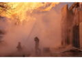 Incendio nel sito in un quartiere della capitale ucraina