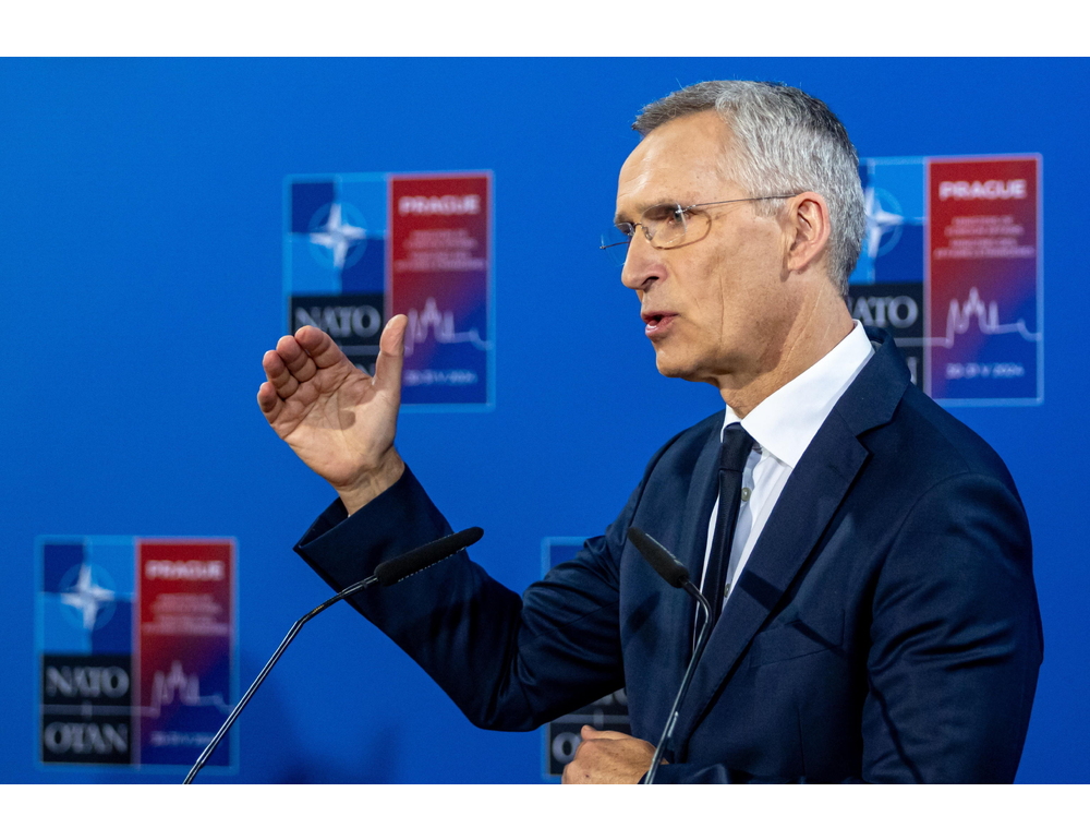 Stoltenberg, ‘l’Ue non può difendersi da sola, c’è la Nato’