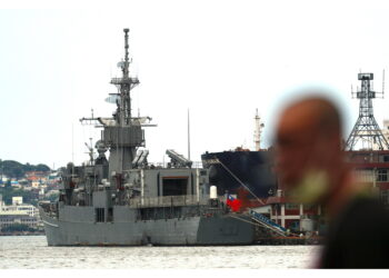 Pechino mantiene ancora alta la pressione militare su Taipei