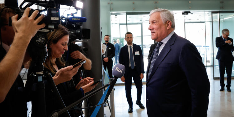 'Bisogna tenere conto del risultato elettorale'