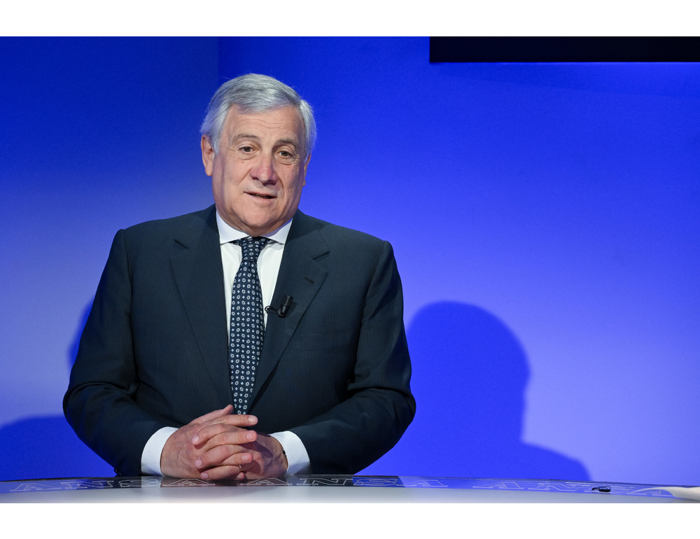 Tajani, Salis in ambasciata? Da valutare se possibile
