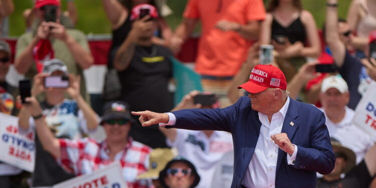 L'ex presidente americano trascorrerà il compleanno in città