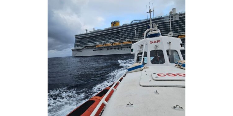 E' stata prelevata da una motovedetta e portata a Savona