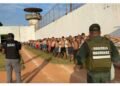 Protestano contro le loro condizioni di detenzione