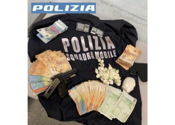 Due fermi della polizia. C'è anche un terzo arresto per droga