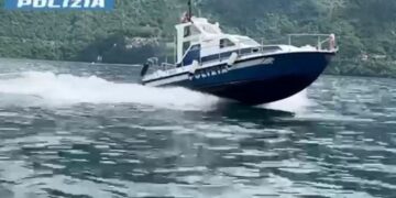 Barca polizia