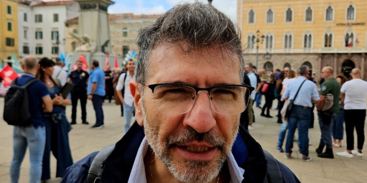 Sciopero e sit in davanti alle prefetture di Sassari e Cagliari