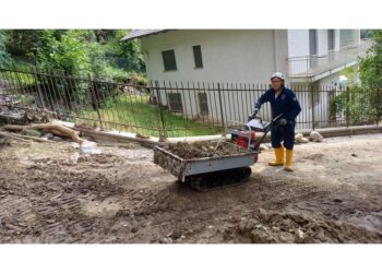 A cui di tecnici delle opere pubbliche e della protezione civile