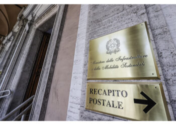 Anche all'Avvocatura dello Stato e a Provveditorato alle Opere