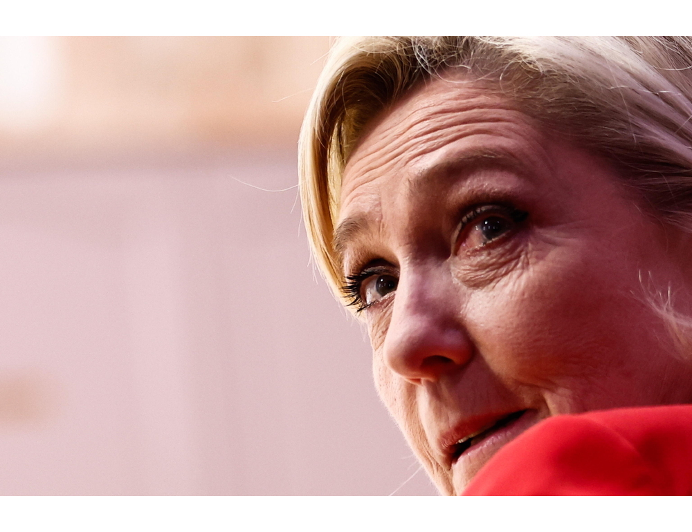 Media belgi, ‘Le Pen prima ma senza maggioranza assoluta’