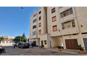 Avviso garanzia ad amministratore palazzina in vista autopsia