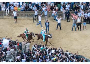 Dopo due rinvii pioggia. Con fantino Brigante e cavallo Tabacco