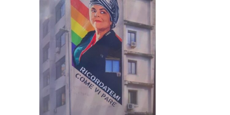 Murale su Michela Murgia sulla facciata del V municipio