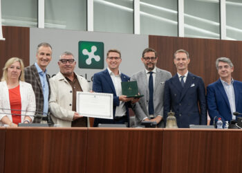 La premiazione del club lariano