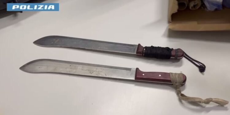 machete