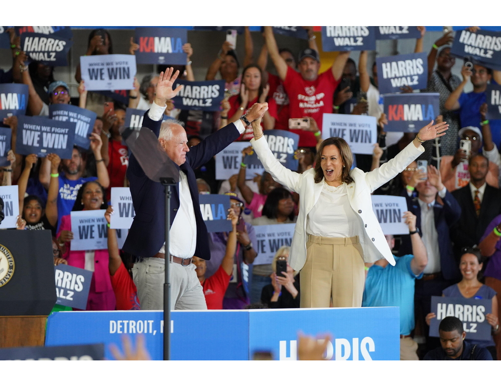 Harris annulla un altro vantaggio di Trump, le folle ai comizi