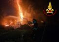 In volo due Canadair. bruciati vigneti e sughereti