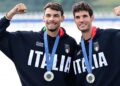 Soares e Oppo con la medaglia d'argento conquistata a Parigi (foto Mimmo Perna-Canottaggio.org)