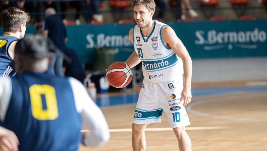 Basket, domani Cantù affronterà Orzinuovi nella prima semifinale della Final Four di Supercoppa