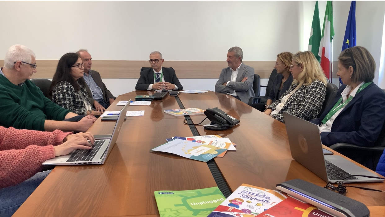 Scuole per la promozione della salute: dalle elementari alle superiori, nel Comasco coinvolti 57 plessi