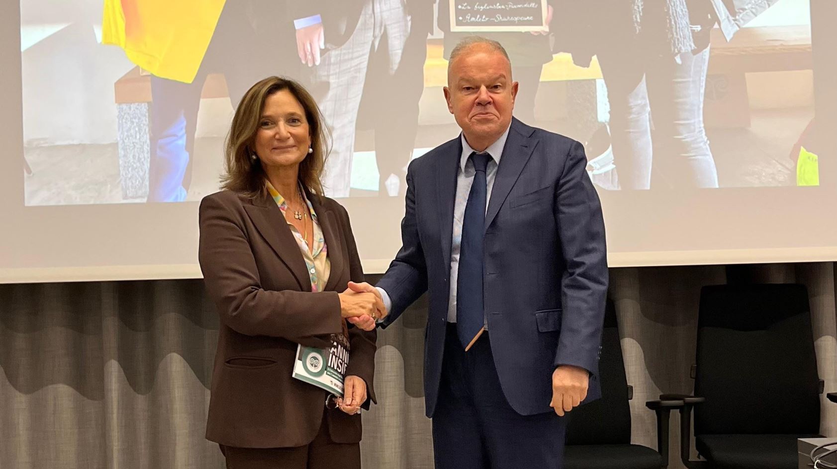 Università dell’Insubria, “Sei anni insieme”: il rettore Tagliabue conclude il suo mandato con un libro fotografico