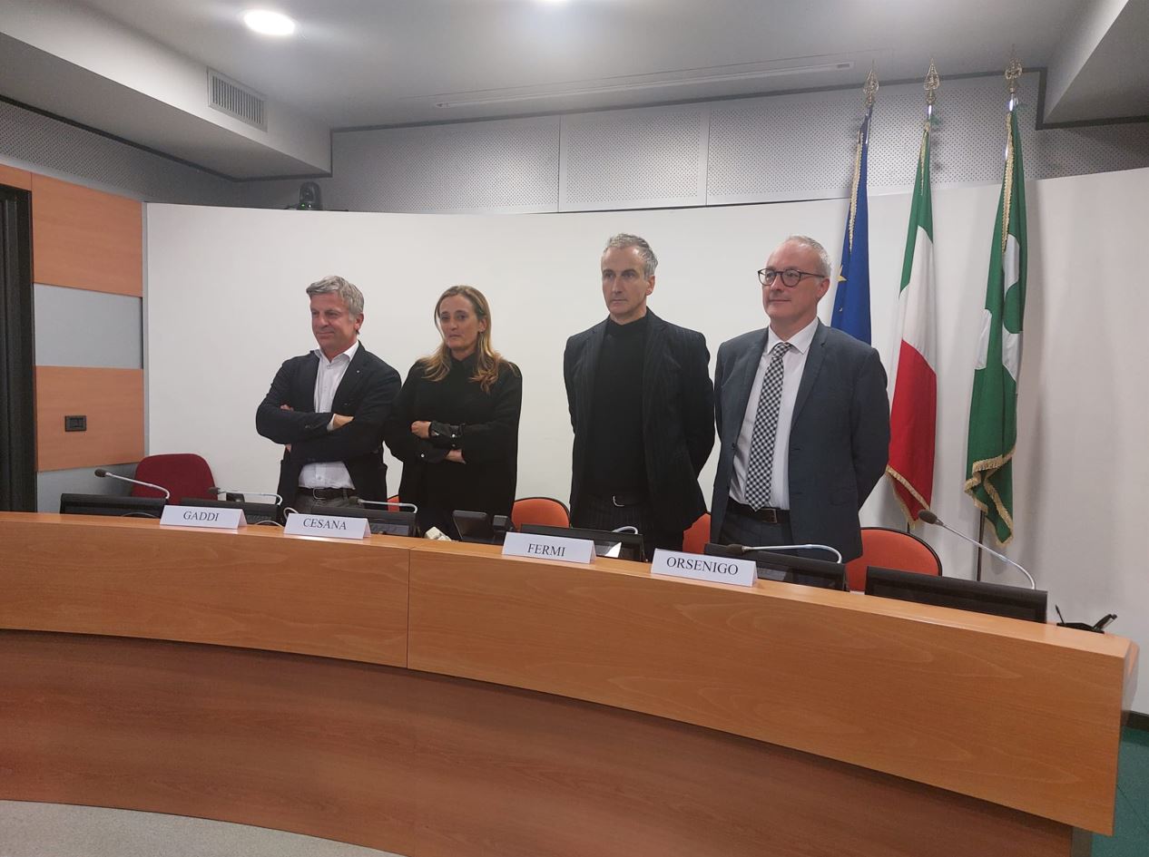 Chiusura scuole, l’appello dei consiglieri regionali comaschi: “Chiediamo al sindaco di fermarsi e aprire un dialogo”