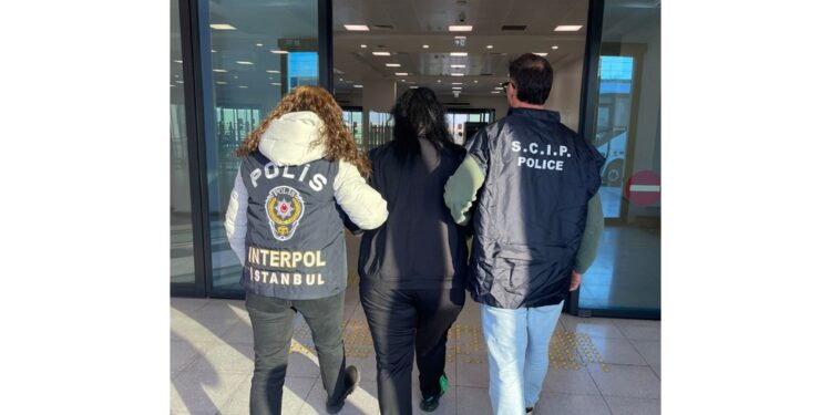 Affiliata a gruppo mafioso