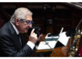 "Il suo stipendio sale di 300 euro