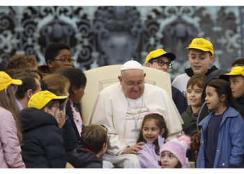 Francesco annuncia l'evento in Vaticano