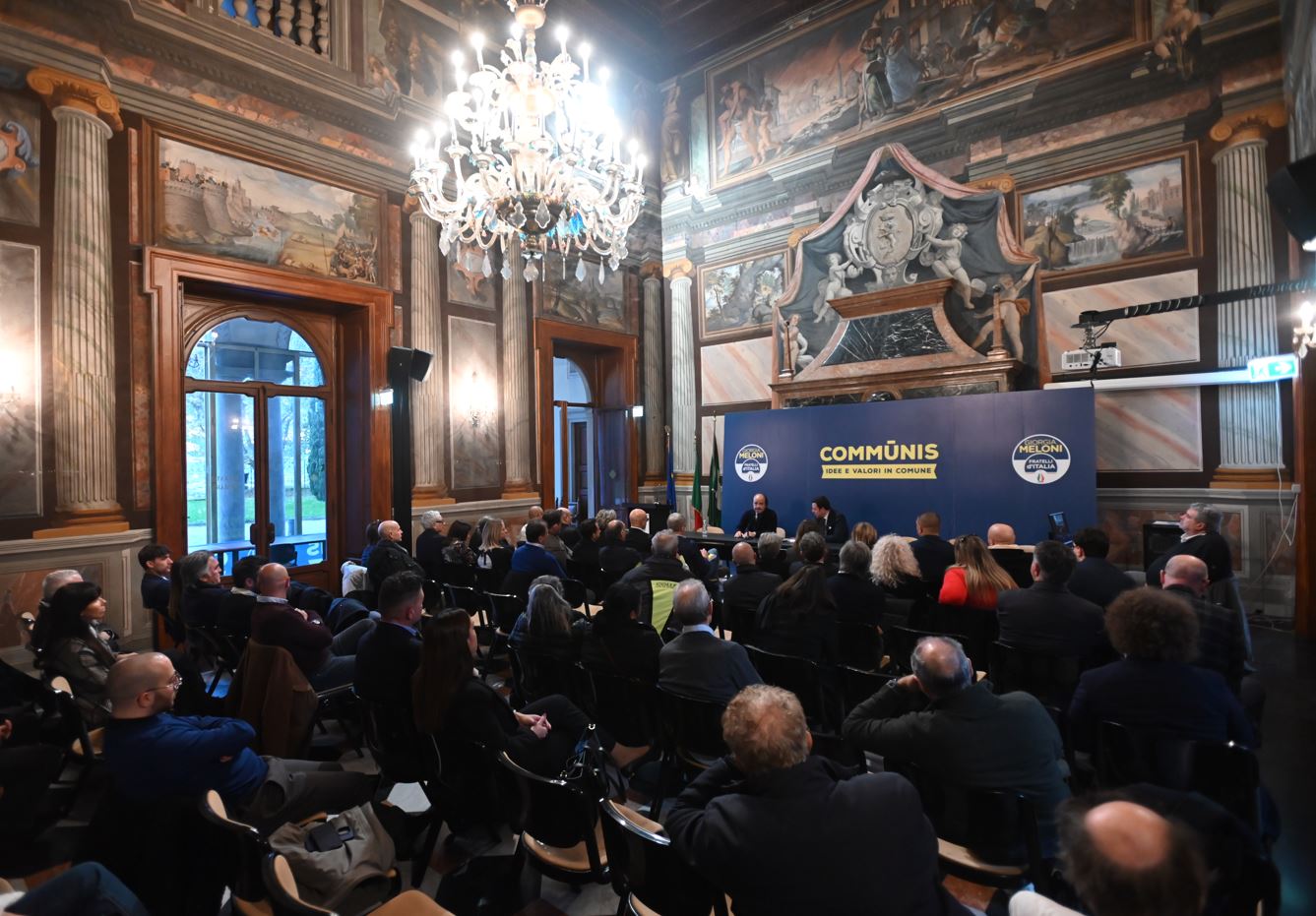 Il prossimo voto amministrativo: il centrodestra unito vuole riprendersi Como e Milano