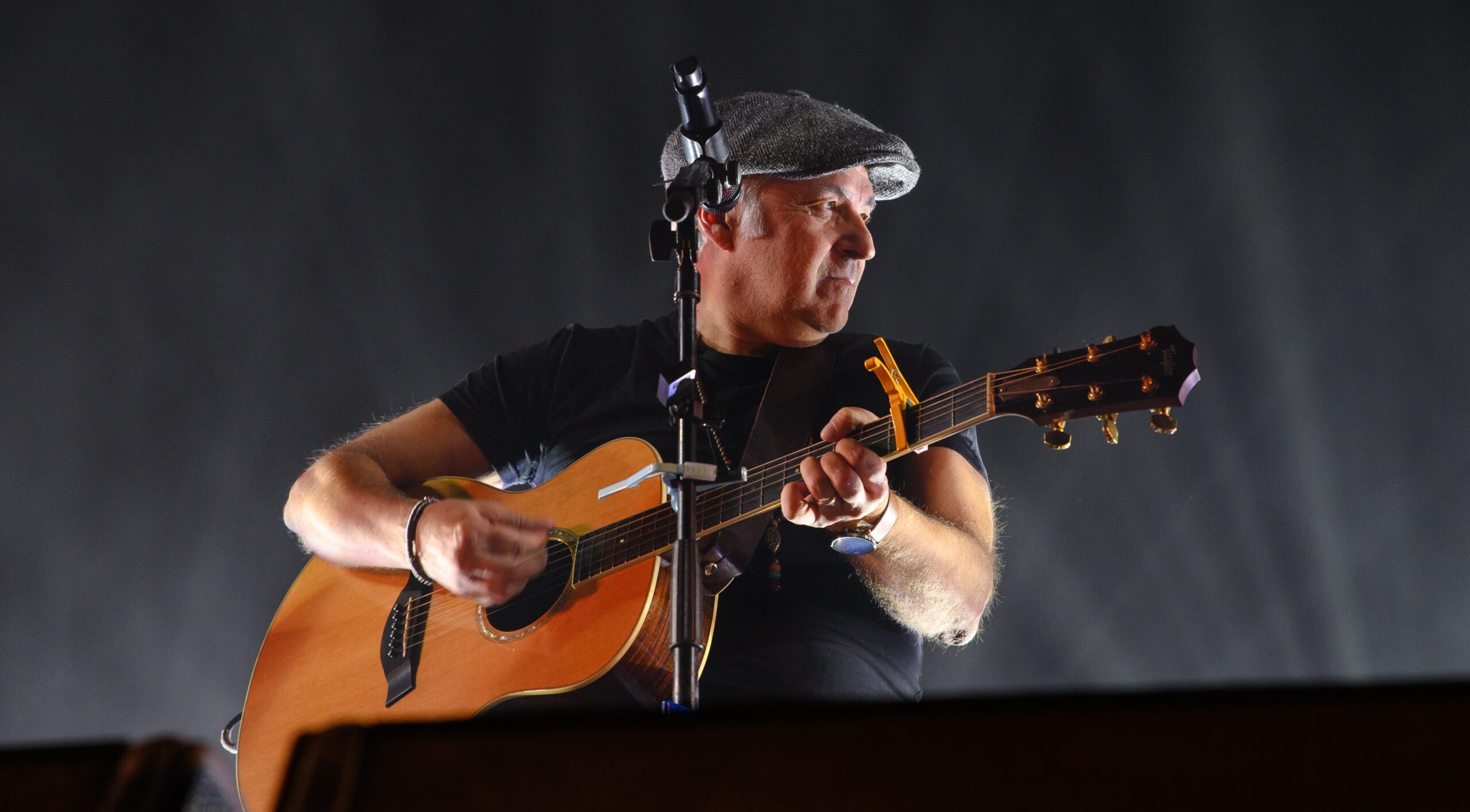 Van de Sfroos e l’indimenticabile live al Forum: “A tutti un grazie profondo e meditato”