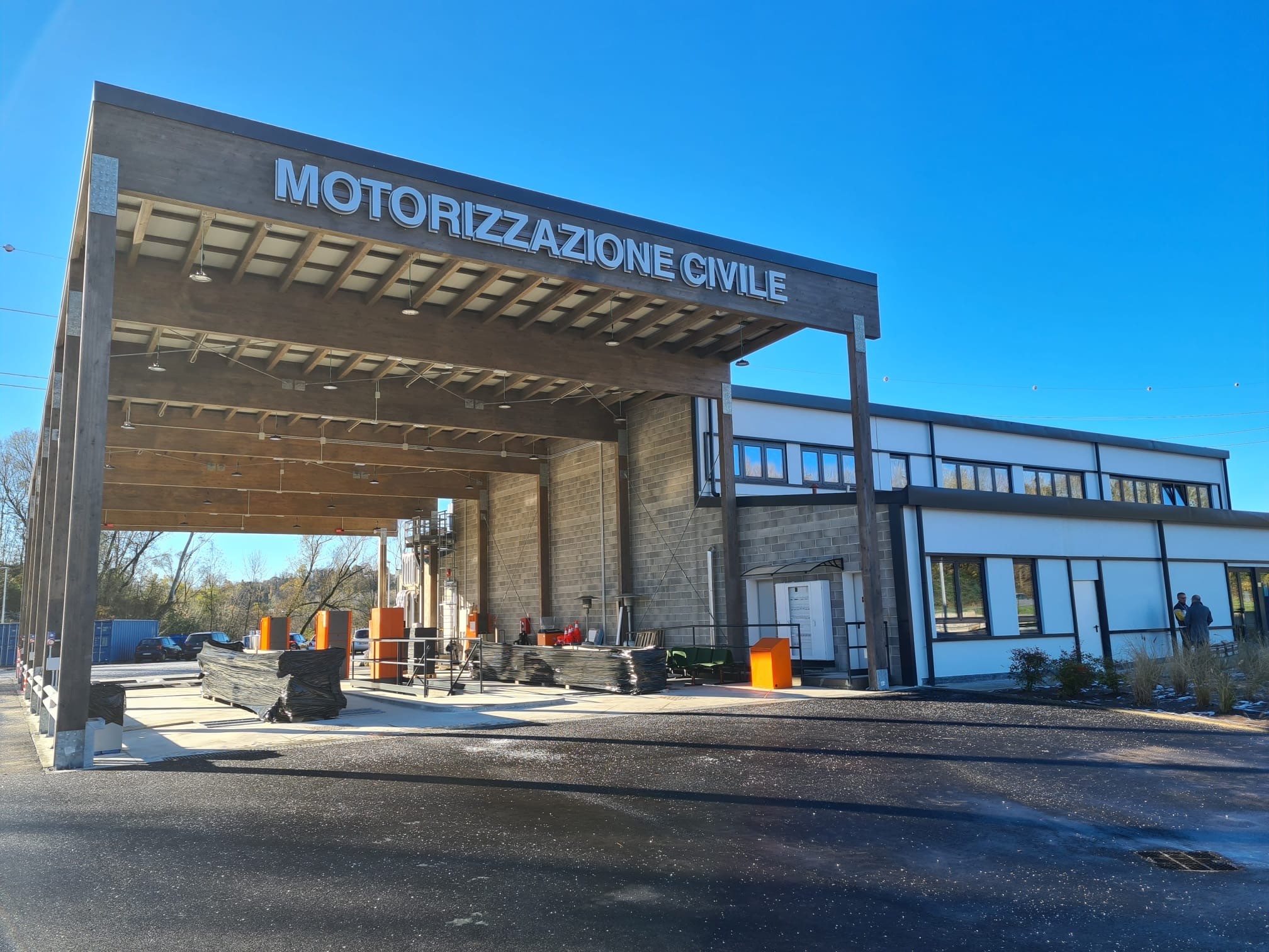 L’ex aula bunker diventa la motorizzazione di Como: 6 milioni per trasformare l’edificio