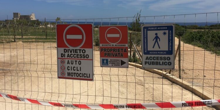 Revocata confisca manufatti