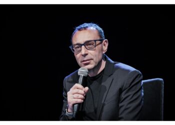Per ex senatore cadono accuse corruzione e traffico influenze