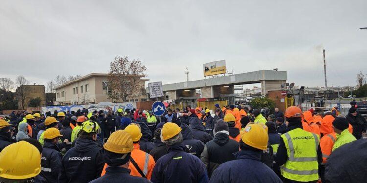 Stamani riuniti in 500: 'Incidenti guerra silenziosa infinita'