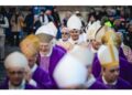 L'arcivescovo di Torino: "Dobbiamo re-imparare a condividere"