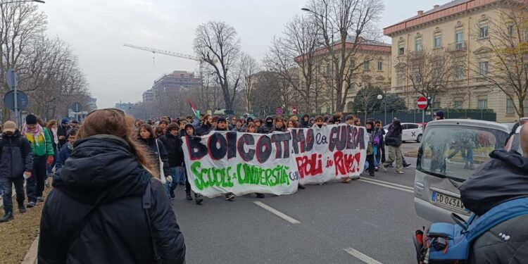"Siamo contro il governo