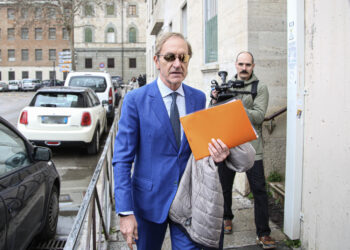 Per il legale 'non c'è stata la proroga del gip'