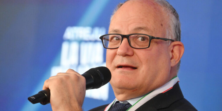 Sold out per Tony Effe. Gualtieri