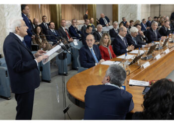 Grave rischio concentrazione in pochissime mani enormi capitali